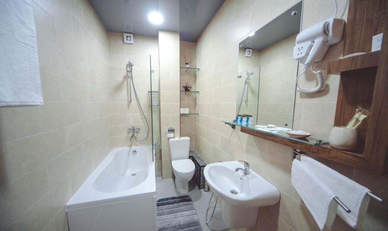 Under The Mountain Apartment Tbilisi Exterior foto