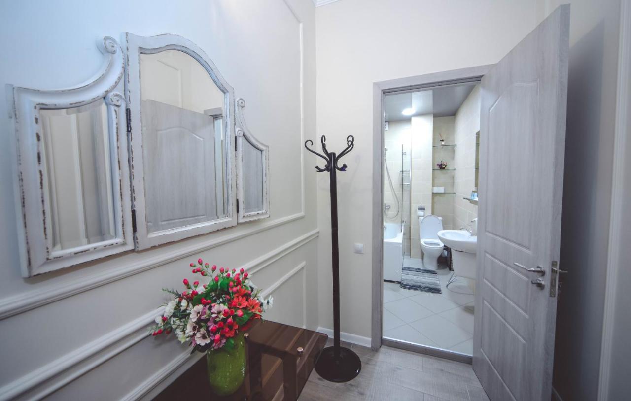 Under The Mountain Apartment Tbilisi Exterior foto